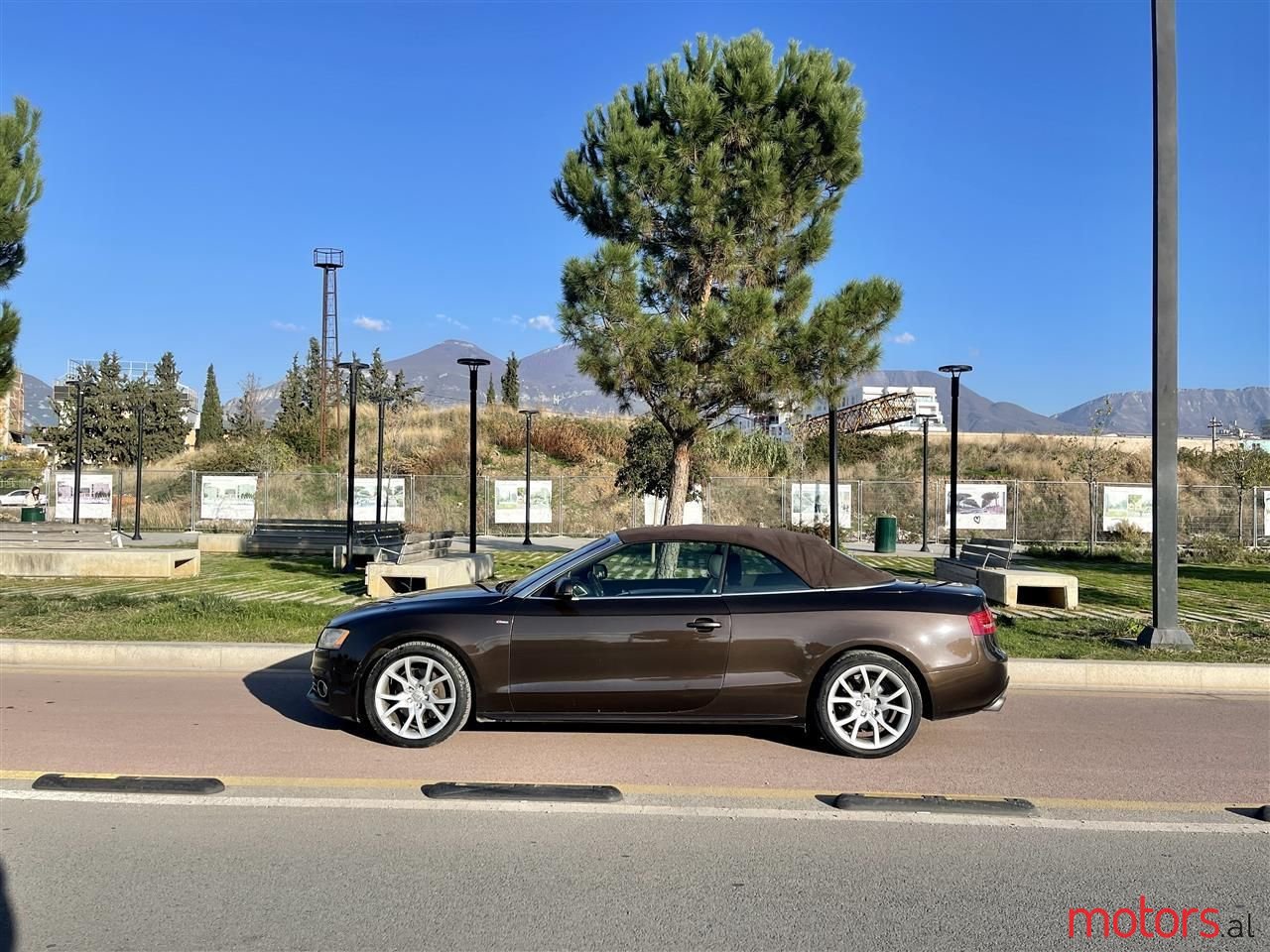 2011' Audi A5 photo #5