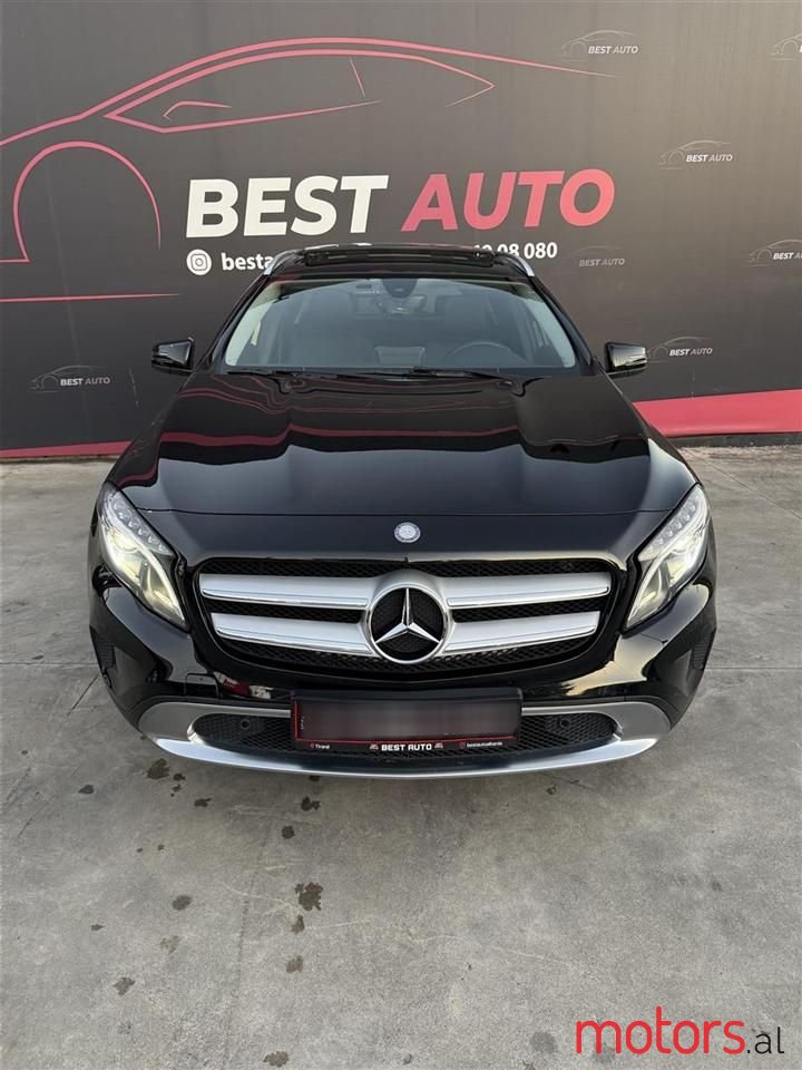 2017' Mercedes-Benz GLA 200 photo #3