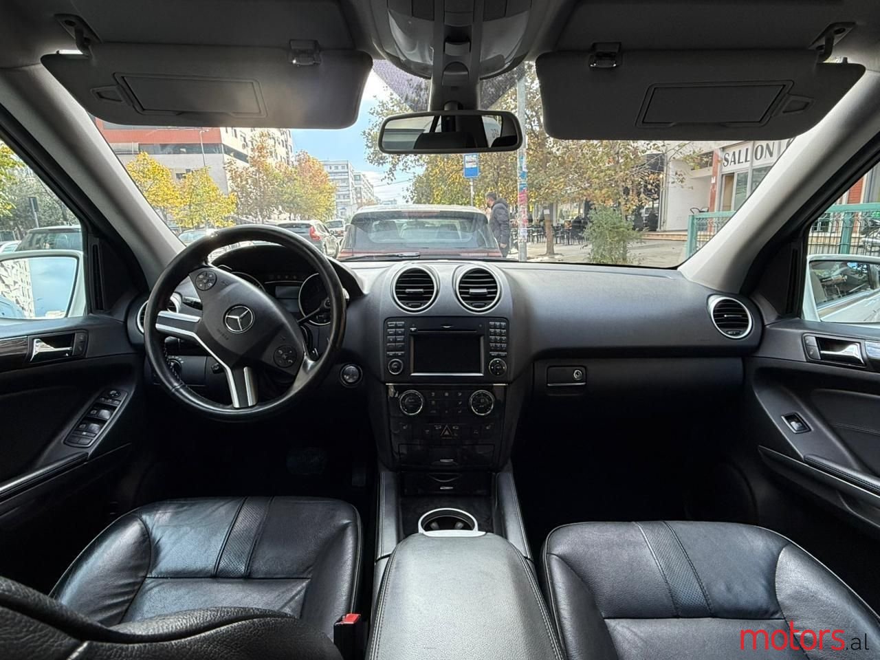 2010' Mercedes-Benz ML 320 photo #4