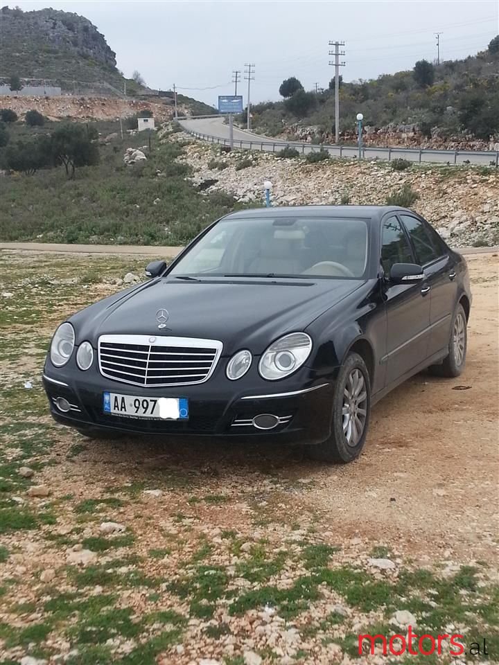 2007' Mercedes-Benz E 200 photo #2