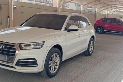 2020' Audi Q5