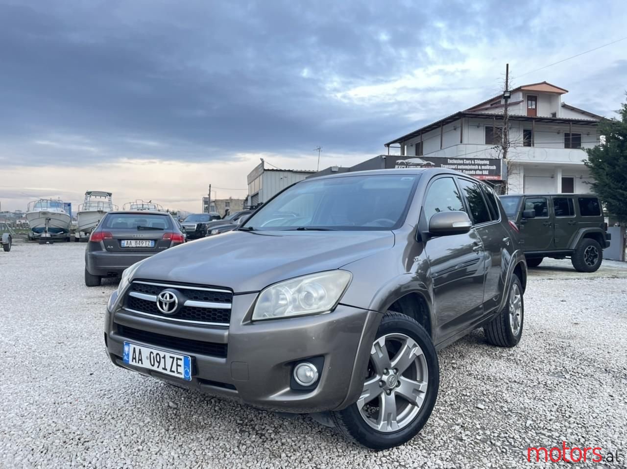 2010' Toyota RAV4 photo #1