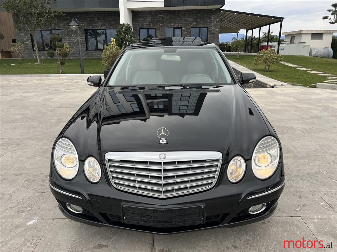 2008' Mercedes-Benz E 220 photo #5