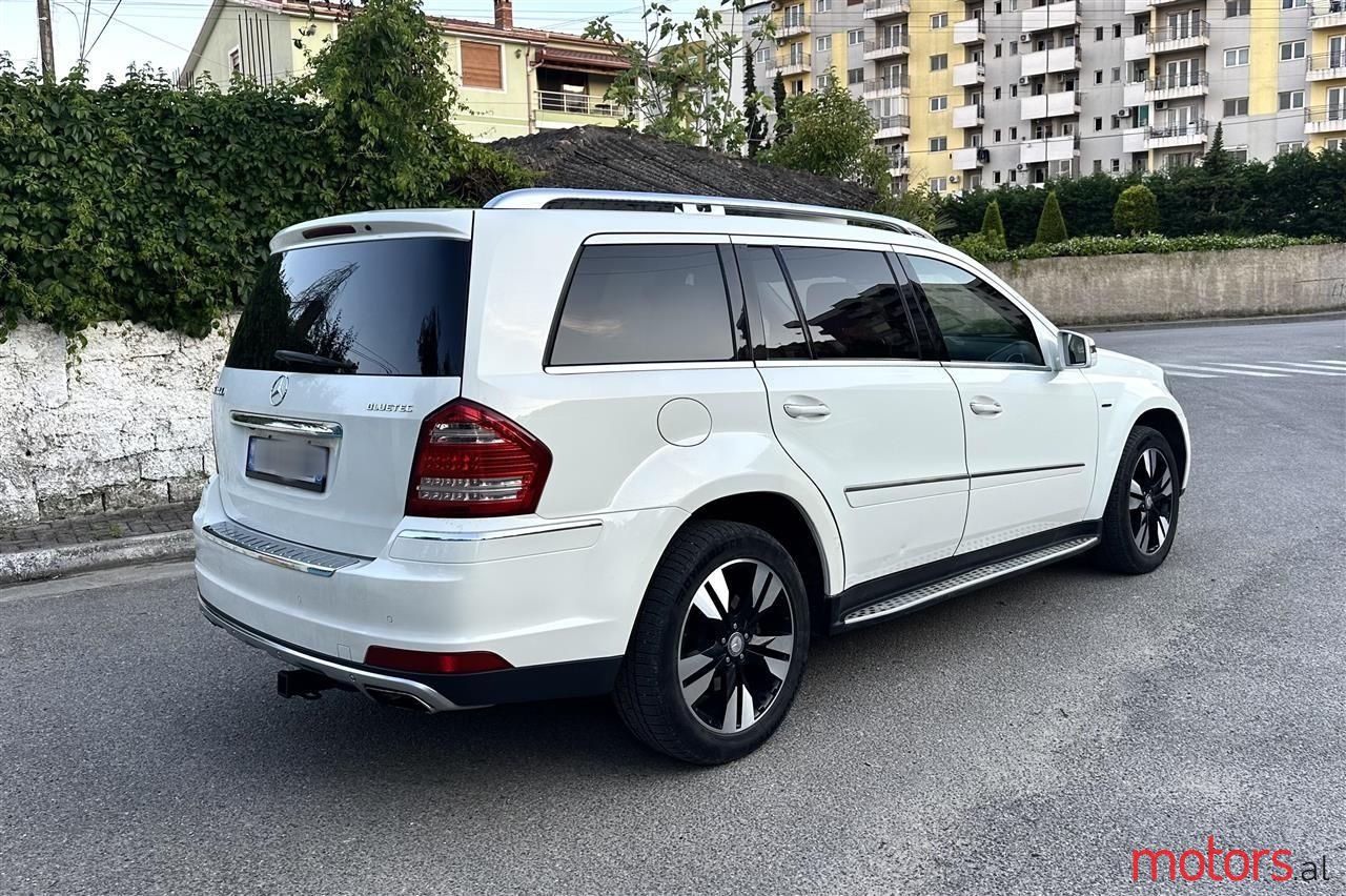 2011' Mercedes-Benz GL 350 photo #6