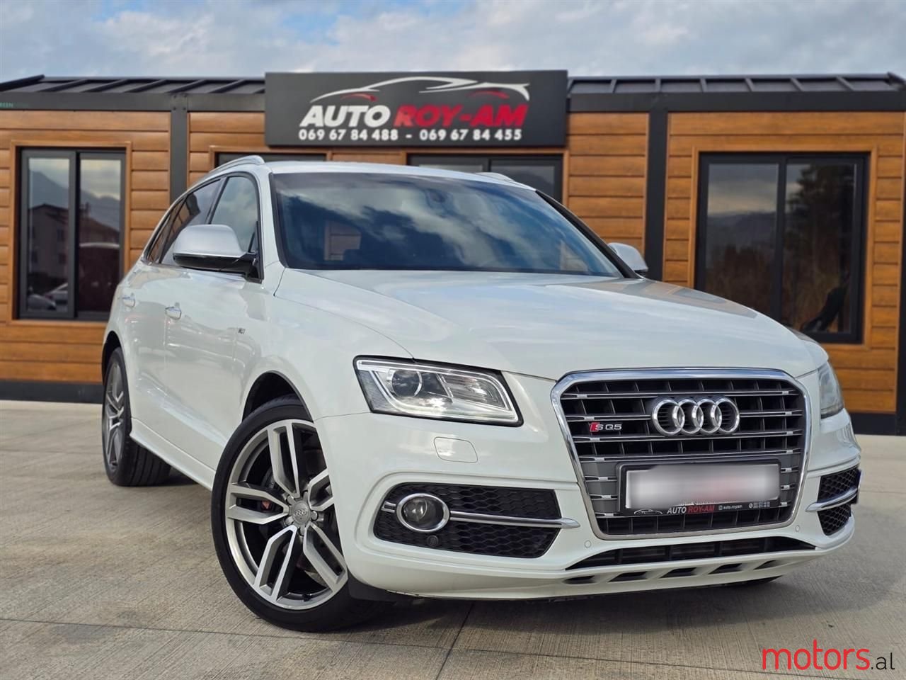 2015' Audi SQ5 photo #1