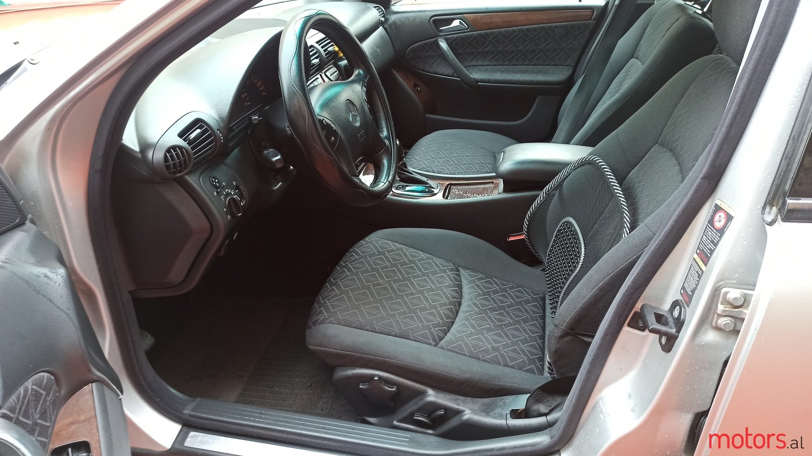 2002' Mercedes-Benz C 220 W203 photo #7