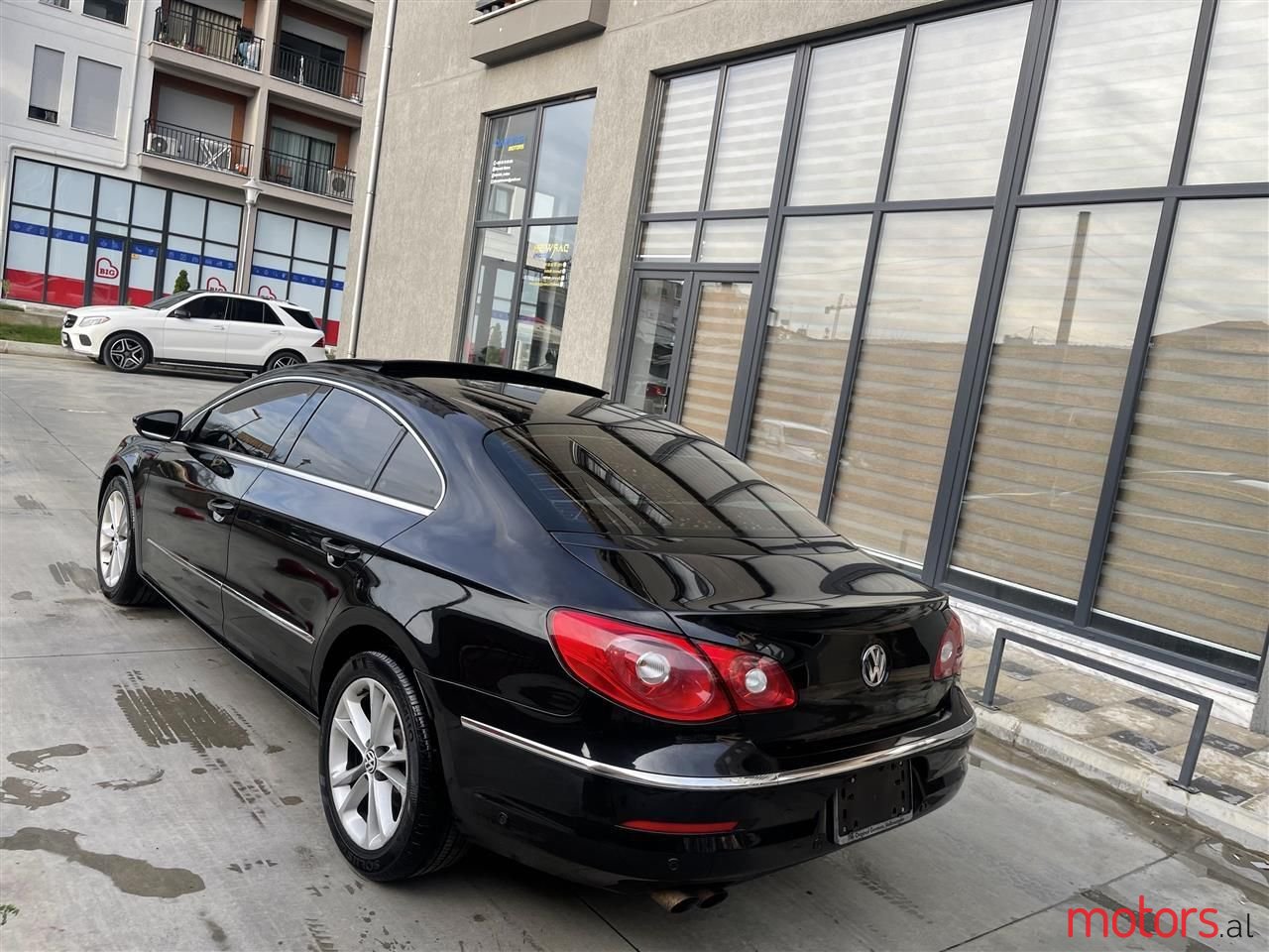 2011' Volkswagen CC photo #5