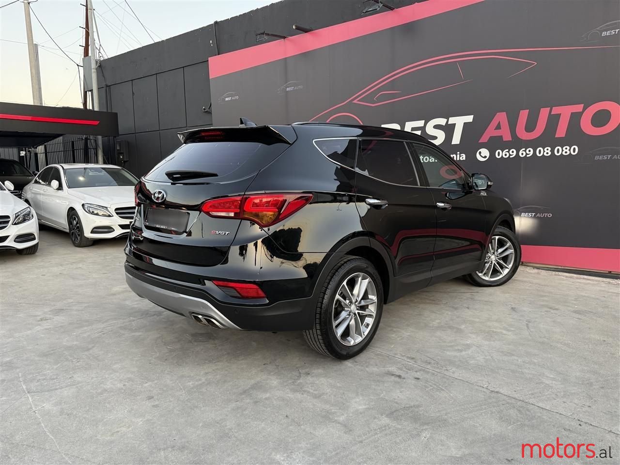 2016' Hyundai Santa Fe photo #6