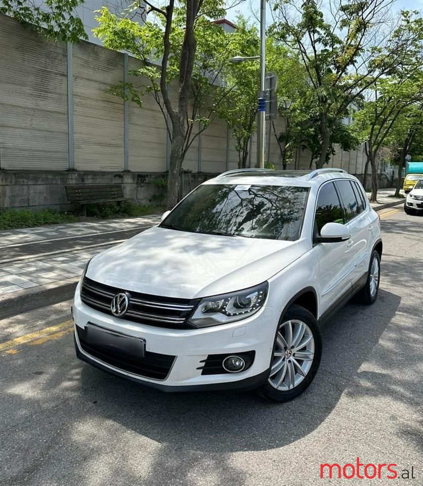 2014' Volkswagen Tiguan photo #1