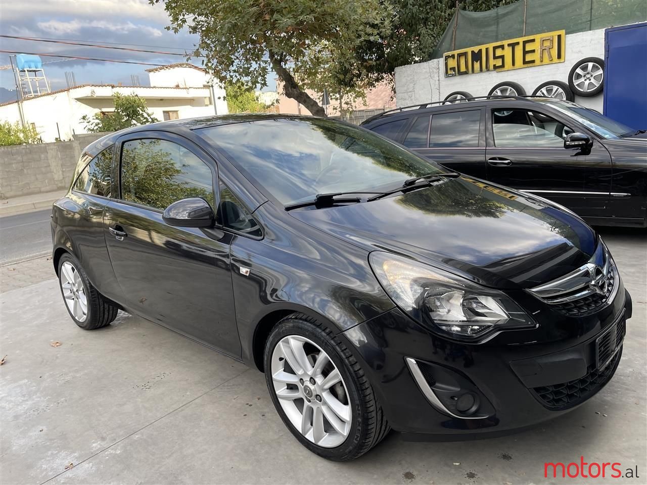 2012' Opel Corsa photo #1