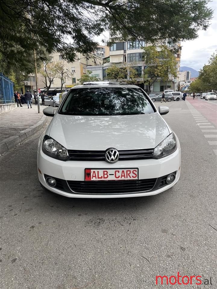 2012' Volkswagen Golf photo #3