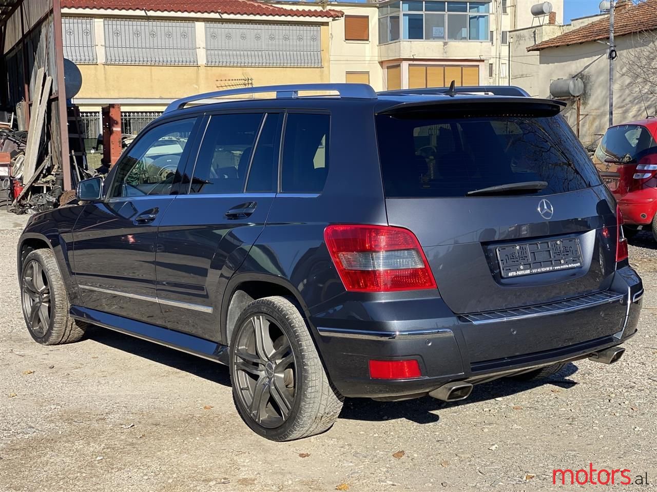 2009' Mercedes-Benz GLK 320 photo #4