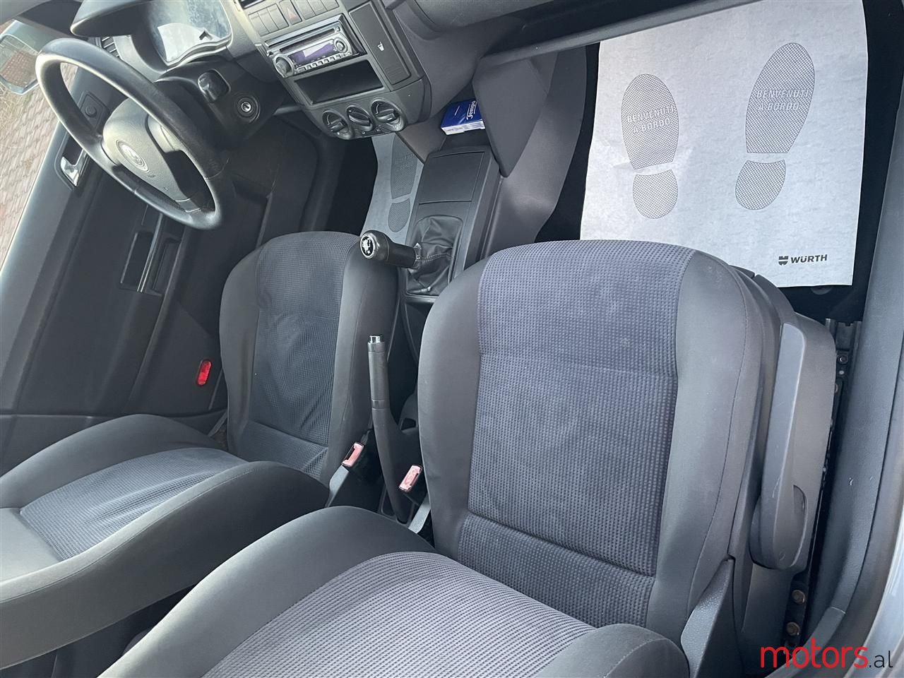 2007' Volkswagen Polo photo #4