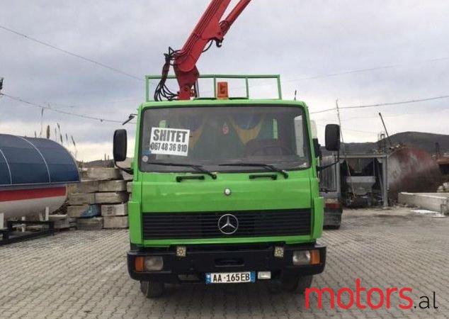 1990' Mercedes-Benz Kamion photo #1