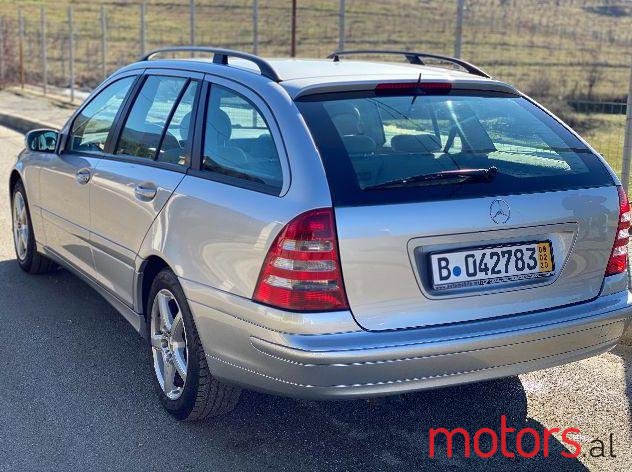 2005' Mercedes-Benz C-Class photo #4