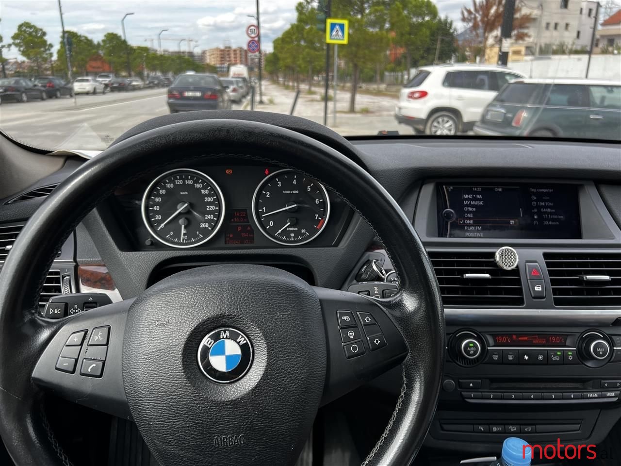 2011' BMW X5 photo #5