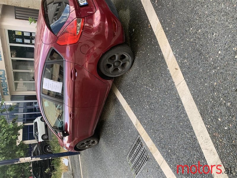 2010' Ford Fiesta photo #2