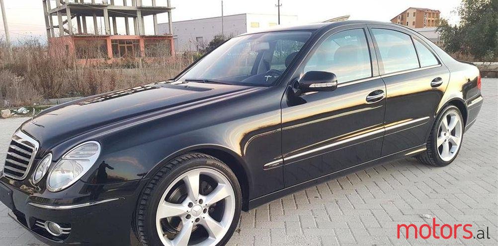 2007' Mercedes-Benz E 220 photo #1