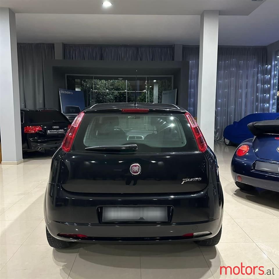 2013' Fiat Punto photo #5