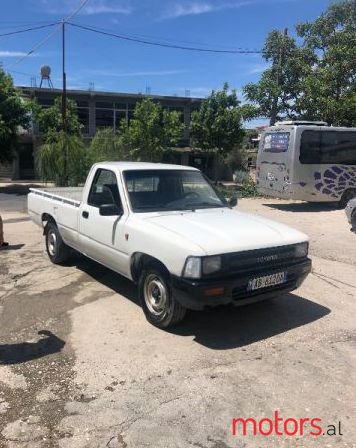 1992' Toyota Hilux photo #1