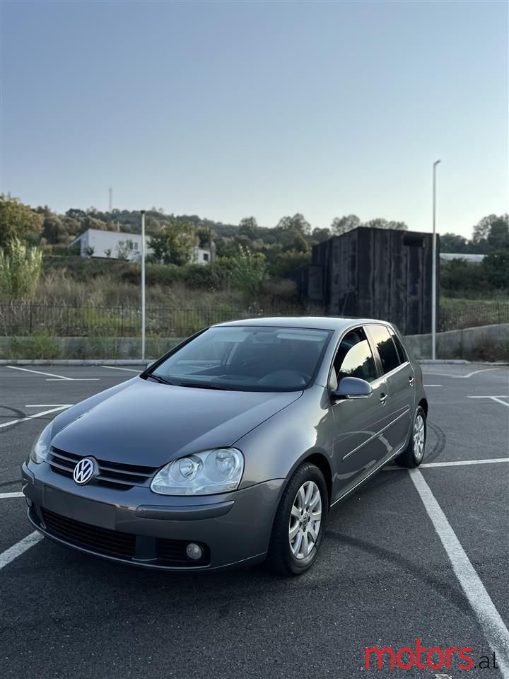 2007' Volkswagen Golf photo #1
