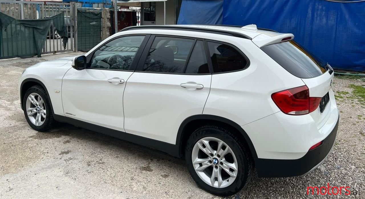 2011' BMW X1 photo #5
