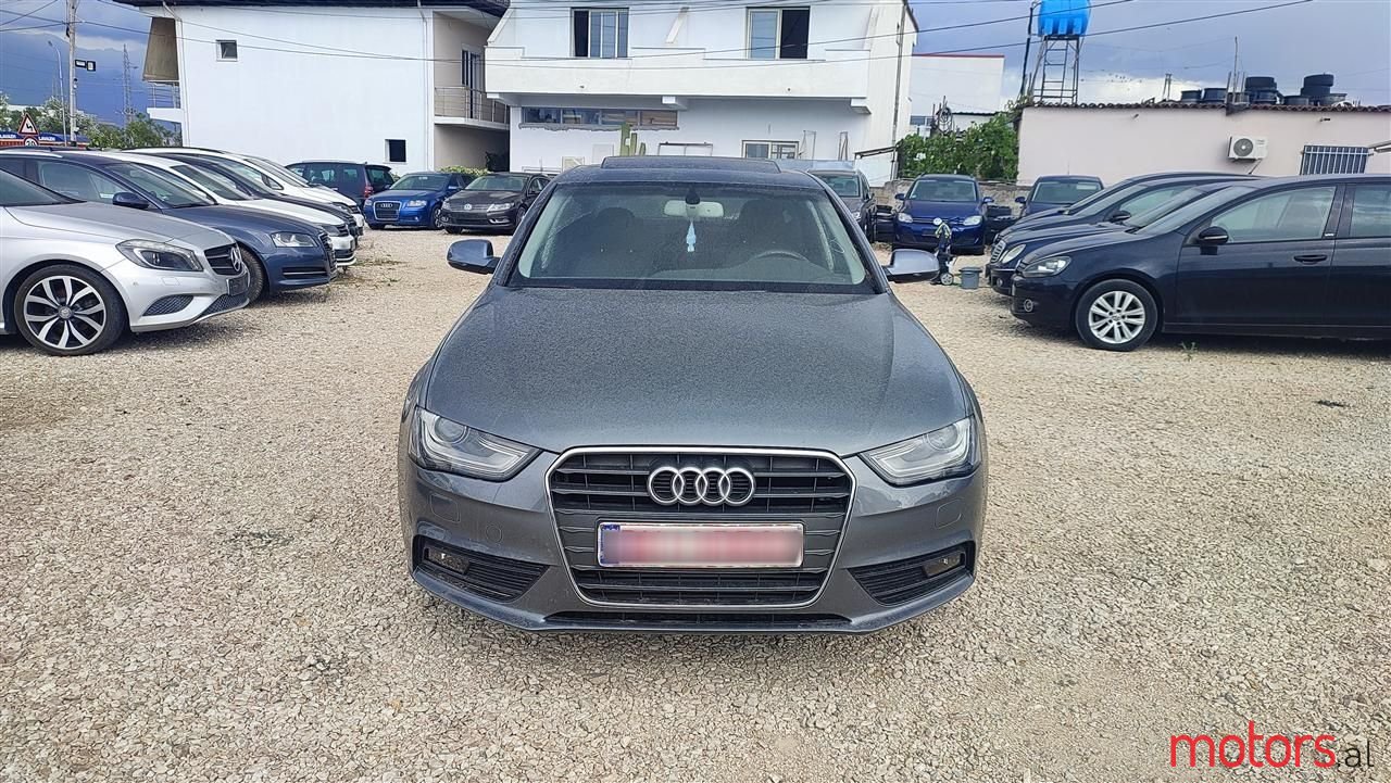 2013' Audi A4 photo #2