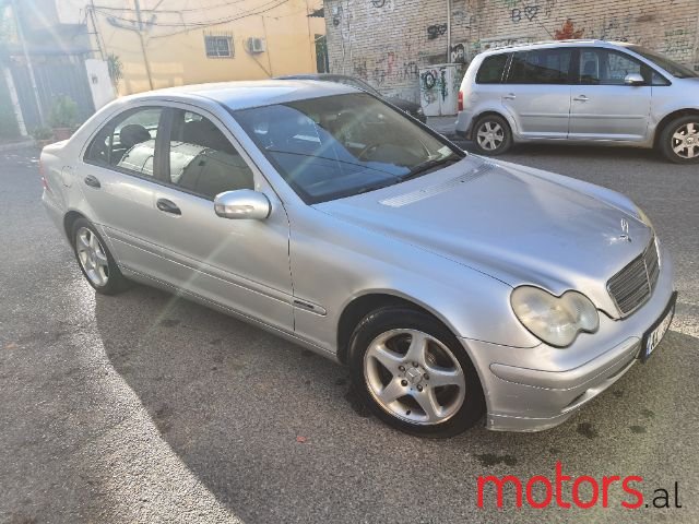 2003' Mercedes-Benz C-Class photo #2