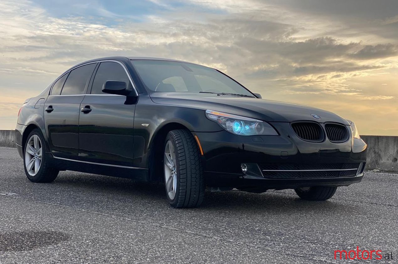 2008' BMW 528 photo #1