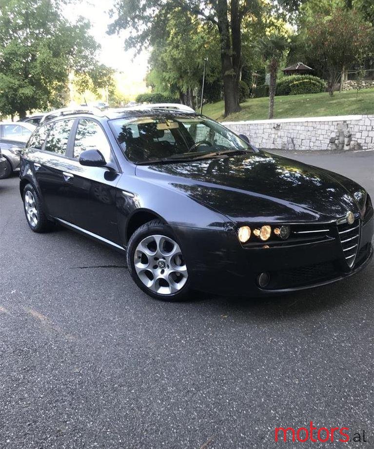 2008' Alfa Romeo Alfa 159 photo #1