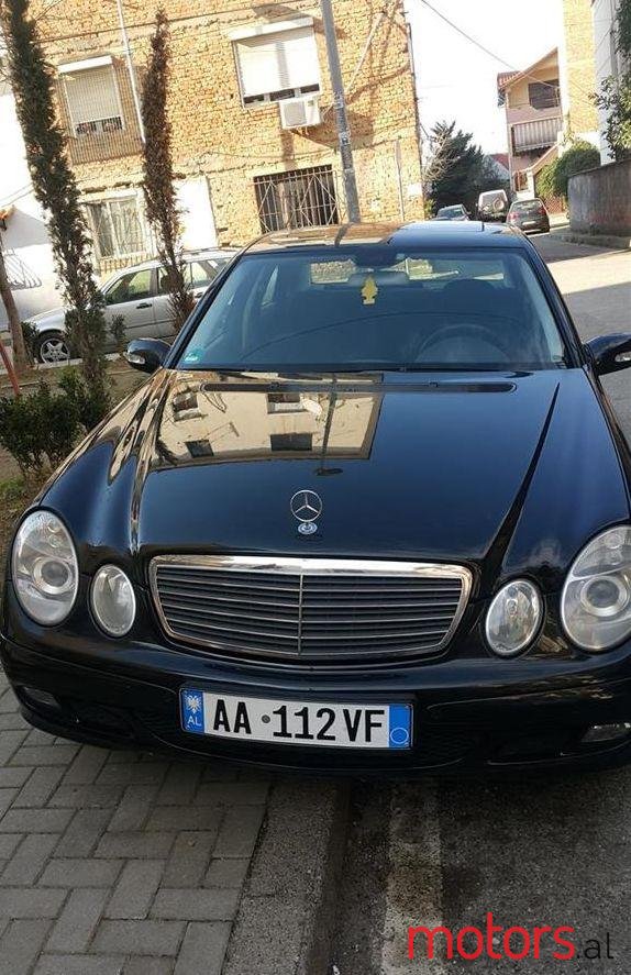 2005' Mercedes-Benz E 200 photo #1