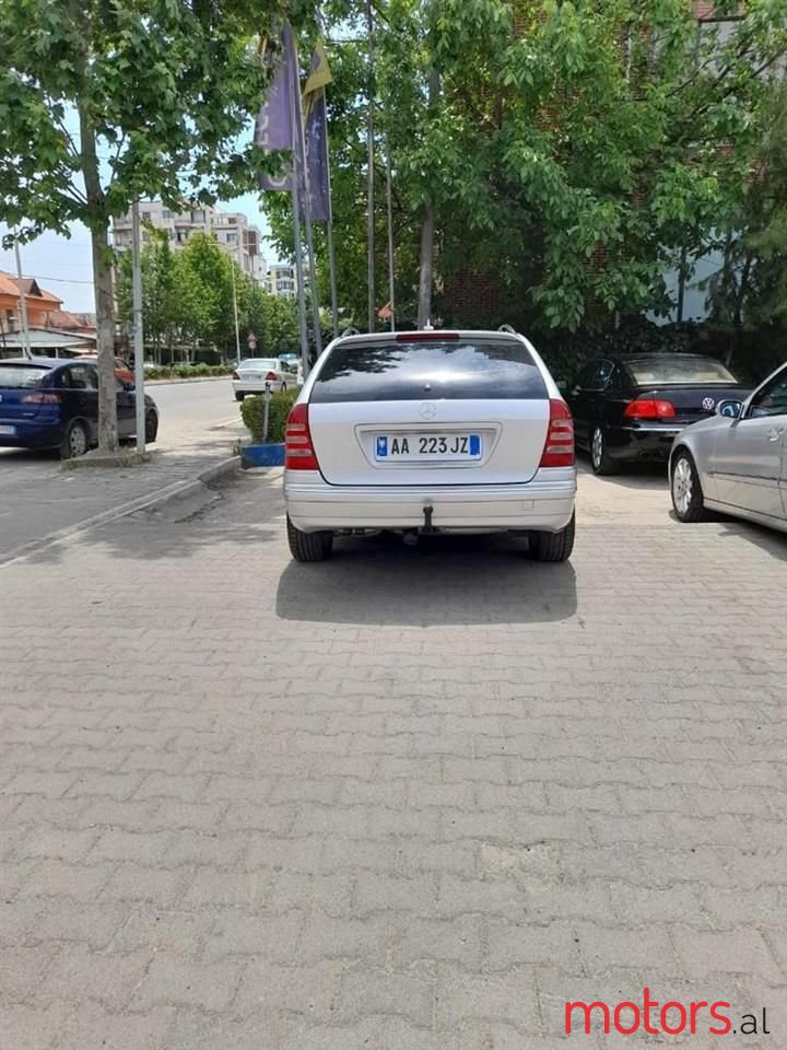 2001' Mercedes-Benz C 200 photo #4