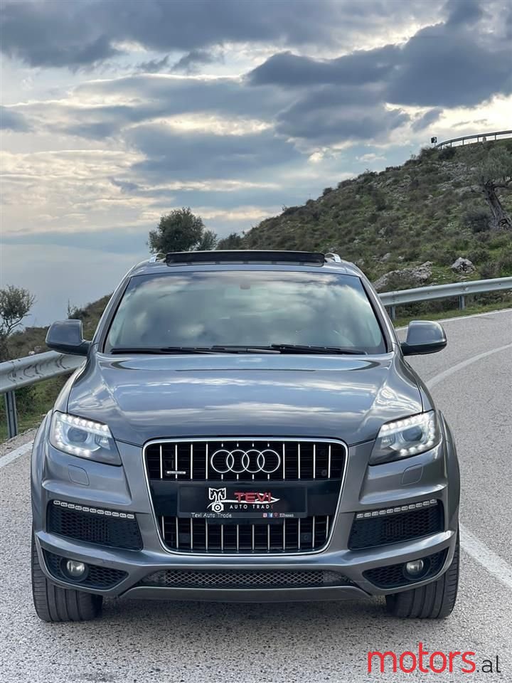 2012' Audi Q7 photo #5