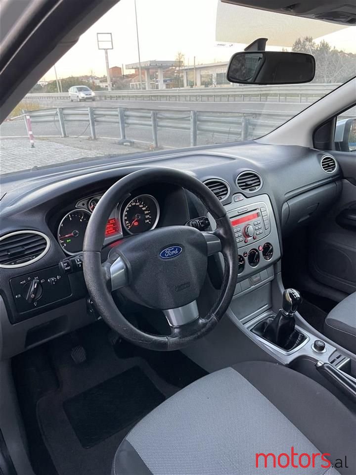 2008' Ford Focus photo #4