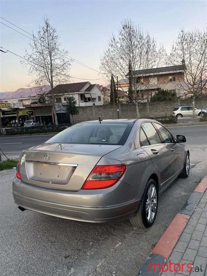2008' Mercedes-Benz C 200 photo #3