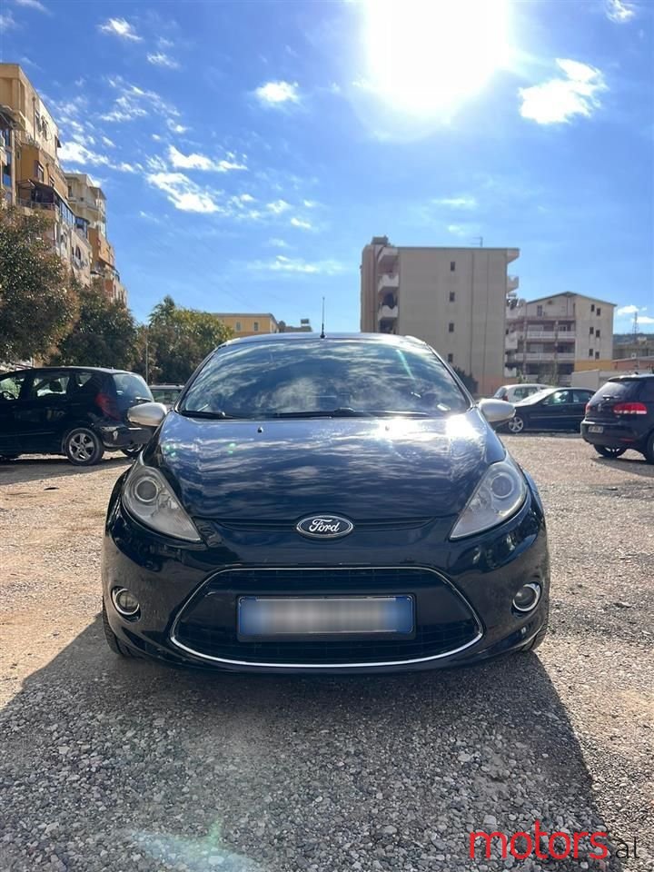 2011' Ford Fiesta photo #3