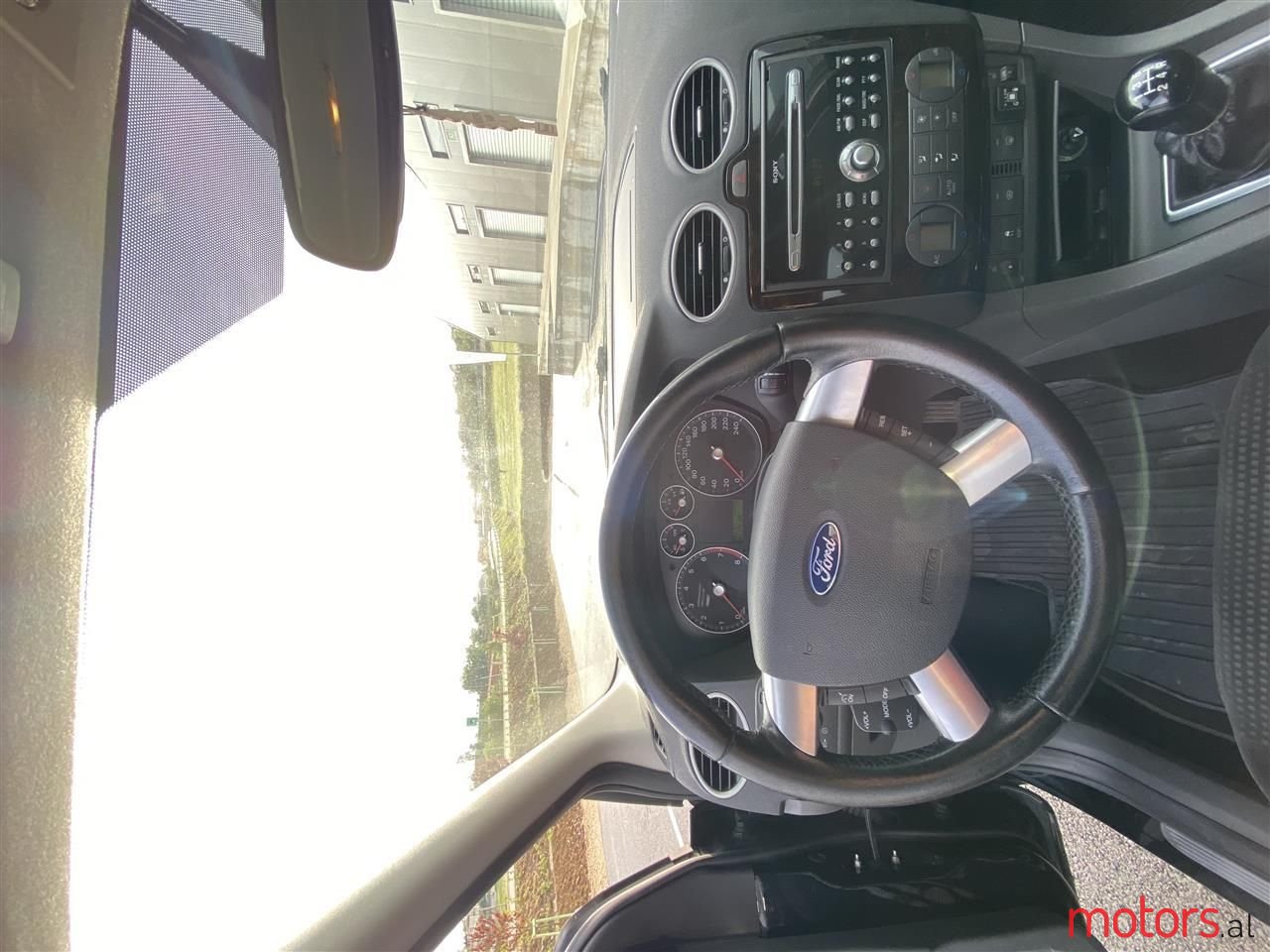 2005' Ford Focus photo #5