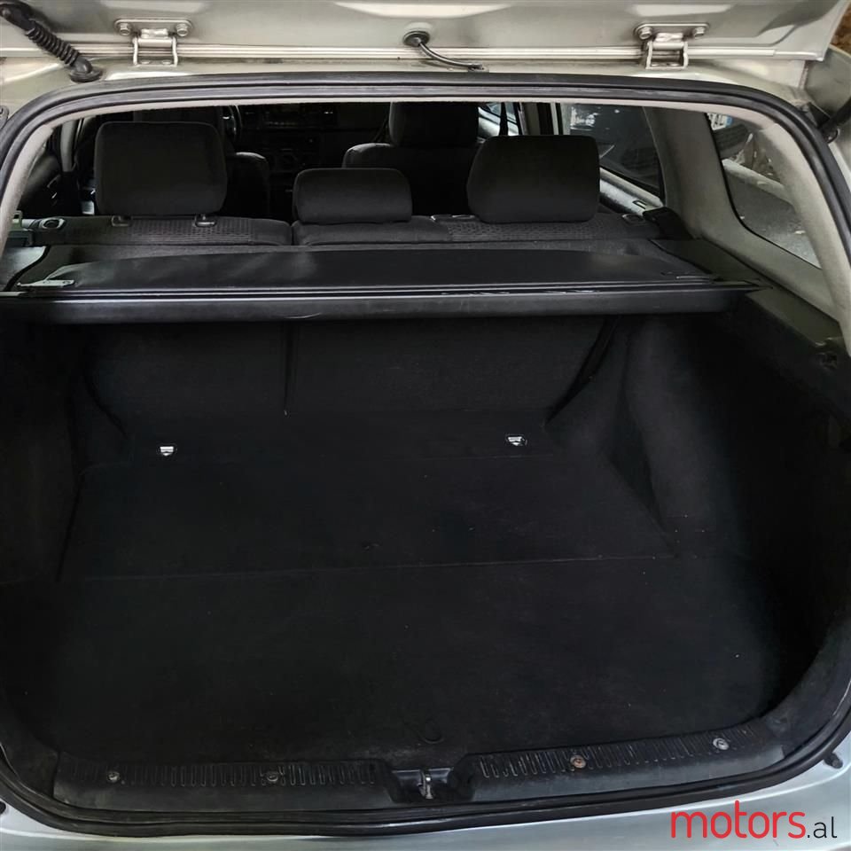 2005' Toyota Corolla photo #6