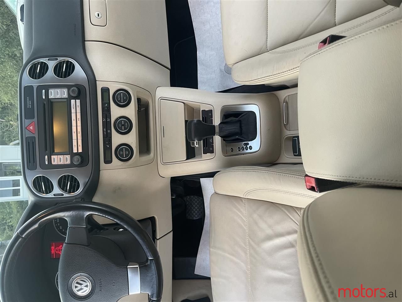 2008' Volkswagen Tiguan photo #3