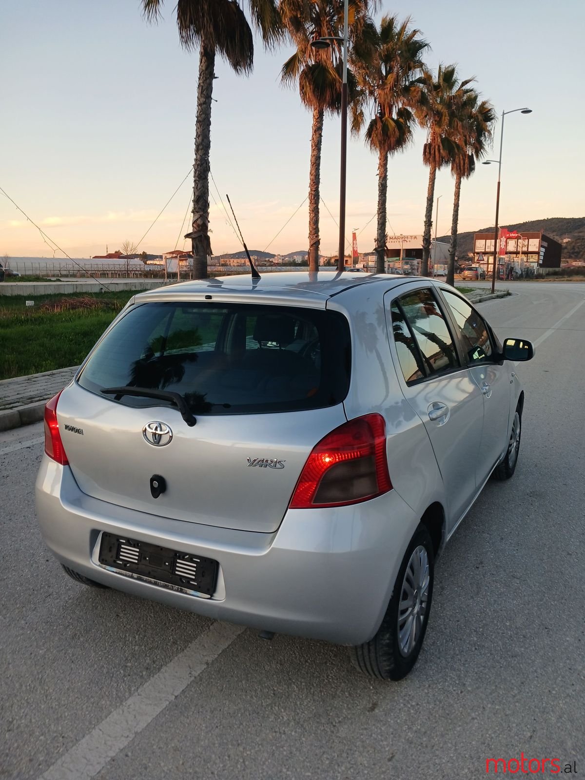 2007' Toyota Yaris photo #5