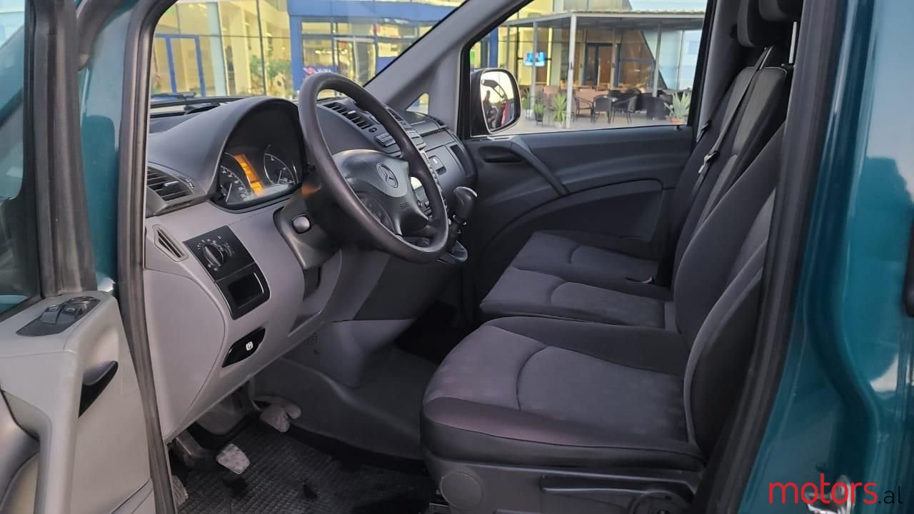 2009' Mercedes-Benz Vito photo #3