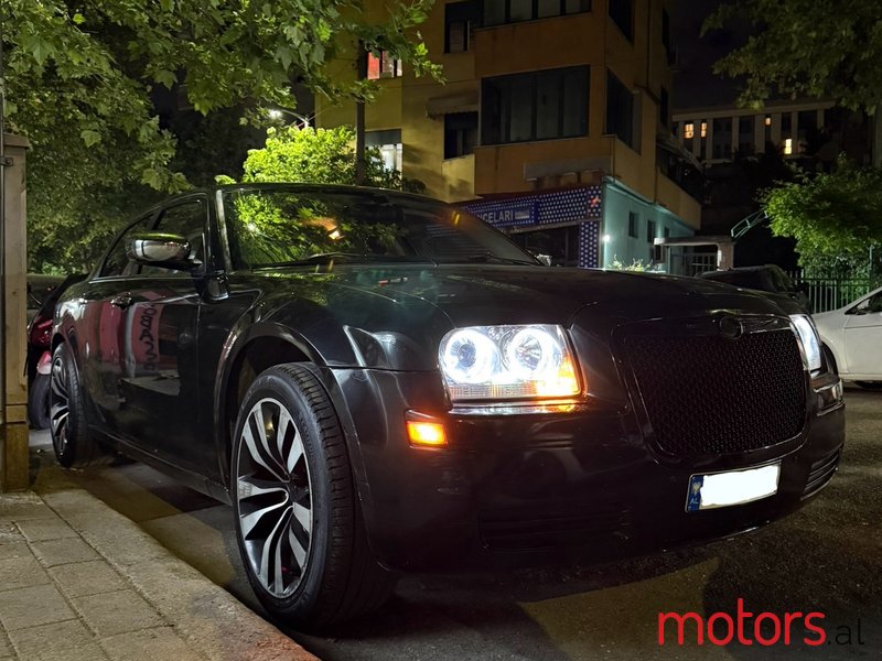 2008' Chrysler 300C photo #4