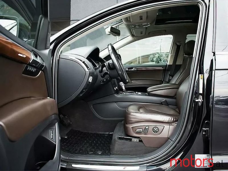 2012' Audi Q7 photo #6