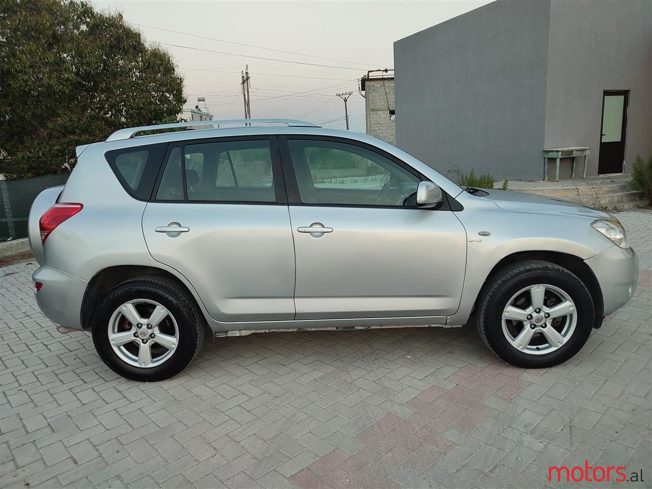 2008' Toyota RAV4 photo #4