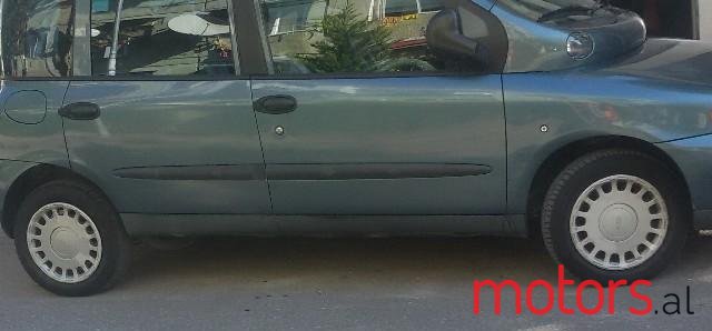 2002' Fiat Multipla photo #1