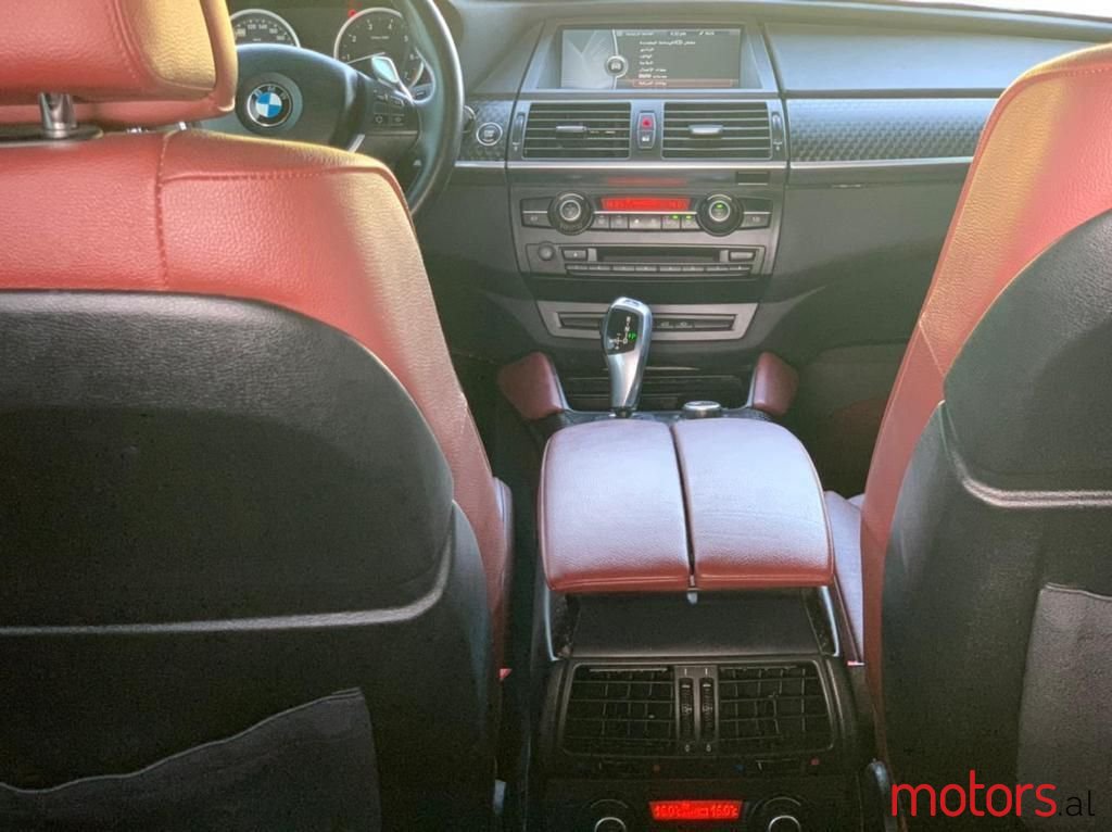 2011' BMW X6 photo #6