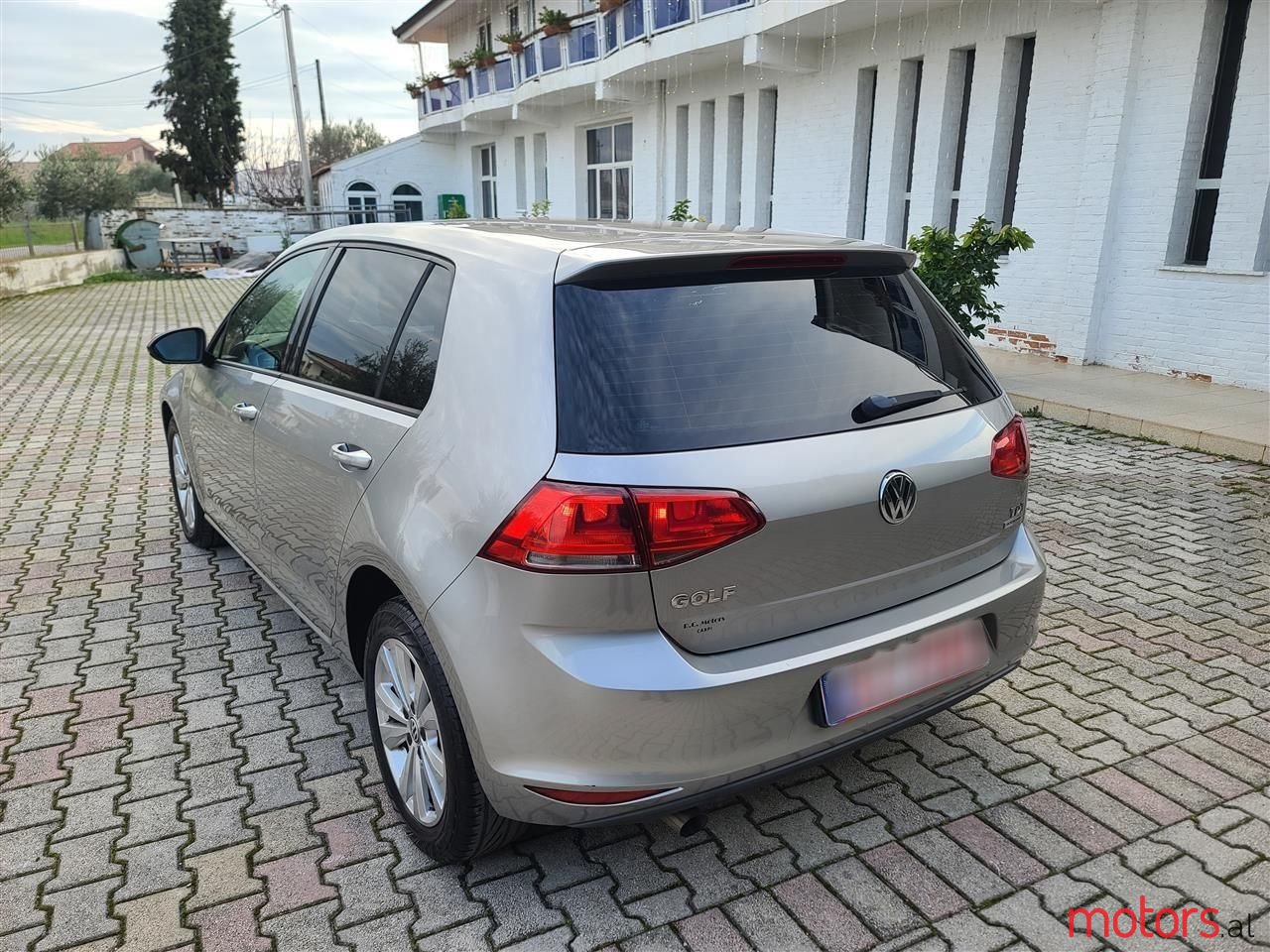 2014' Volkswagen Golf photo #1