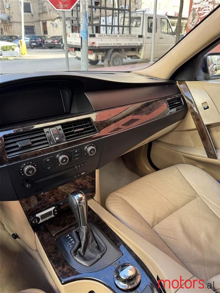 2006' BMW 530 photo #4
