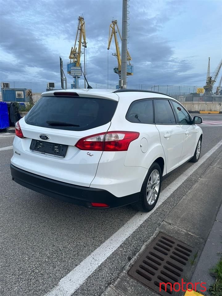 2012' Ford Focus photo #3