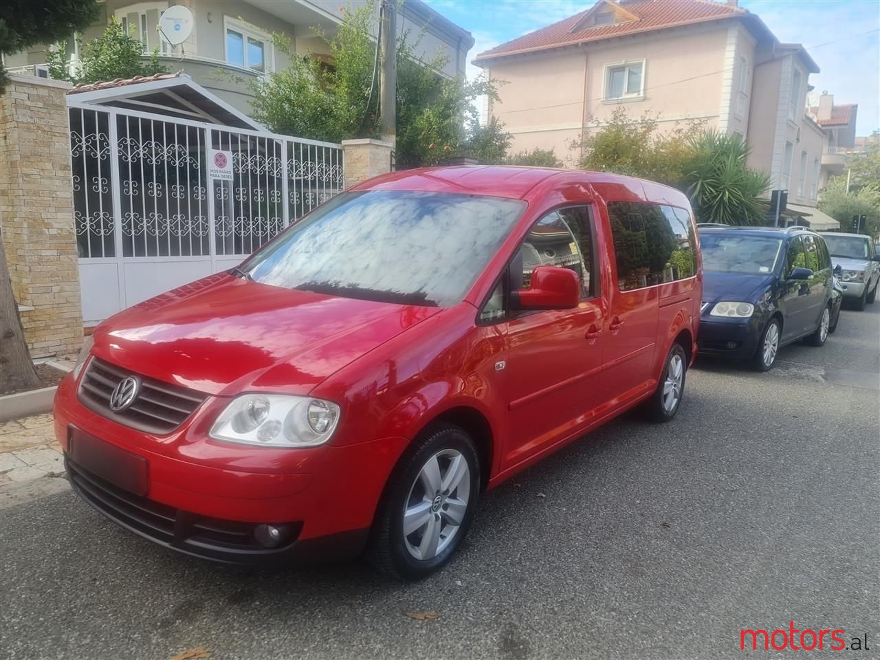 2009' Volkswagen Caddy photo #2